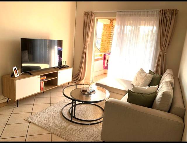 2 BEDROOM PROPERTY TO RENT IN STONERIDGE